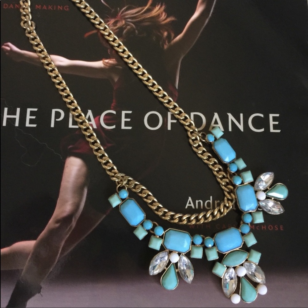Statement necklace